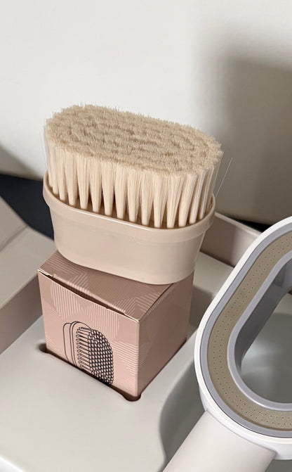 Brosse et éponge adaptables sur votre pommeau Suimy