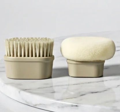 Brosse et éponge adaptables sur votre pommeau Suimy