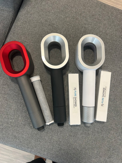 Découvrez le Pack Trio MyPureShower : 3 pommeaux de douche + 5 filtres dont 2 offerts. Équipez toute la famille avec une eau pure et sans chlore.