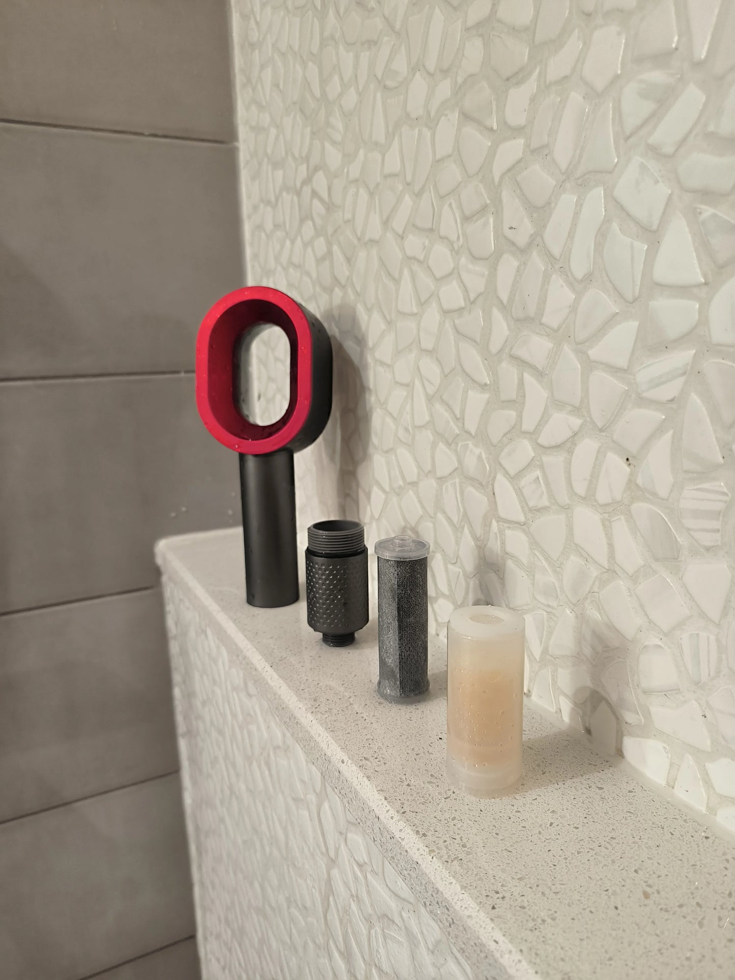 pommeau de douche design avec filtre anti chlore
Pommeau de douche écologique Pure Shower avec filtre anti-chlore"